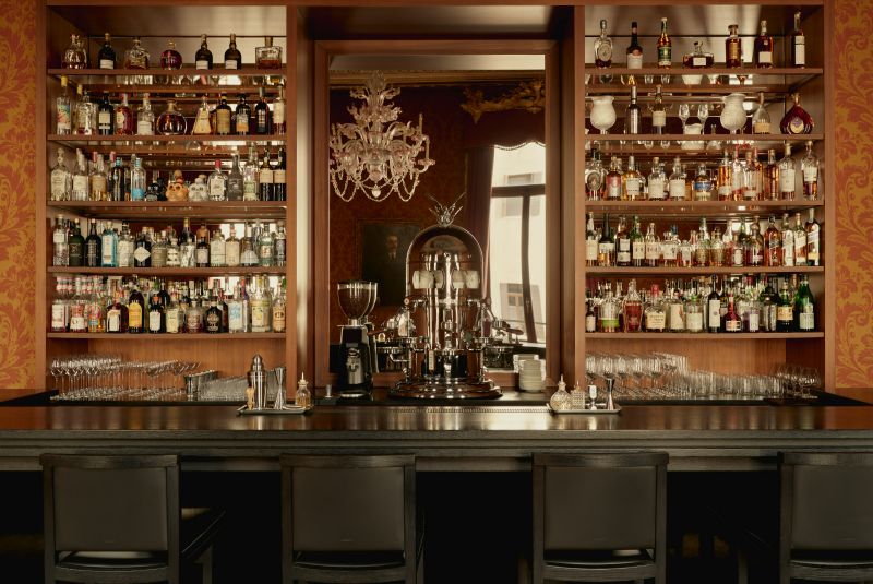 Aman Venice-interior_Negronis-italy